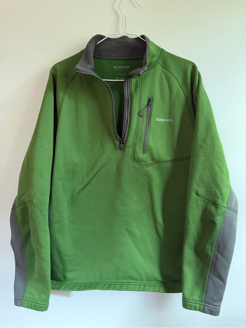 Simms Men's Green Half-Zip Fleece Pullover (discontinued) with Gray Trim